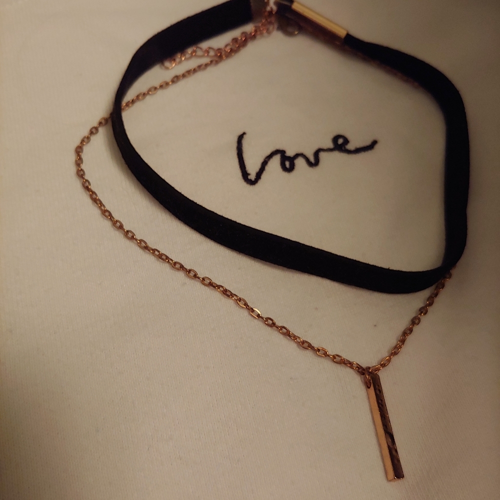 Gold choker combo ✨free with purchase